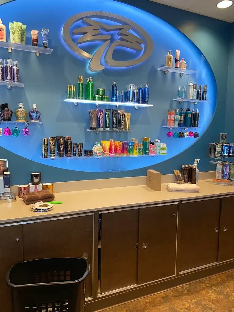 Palm Beach Tan Dallas business background image